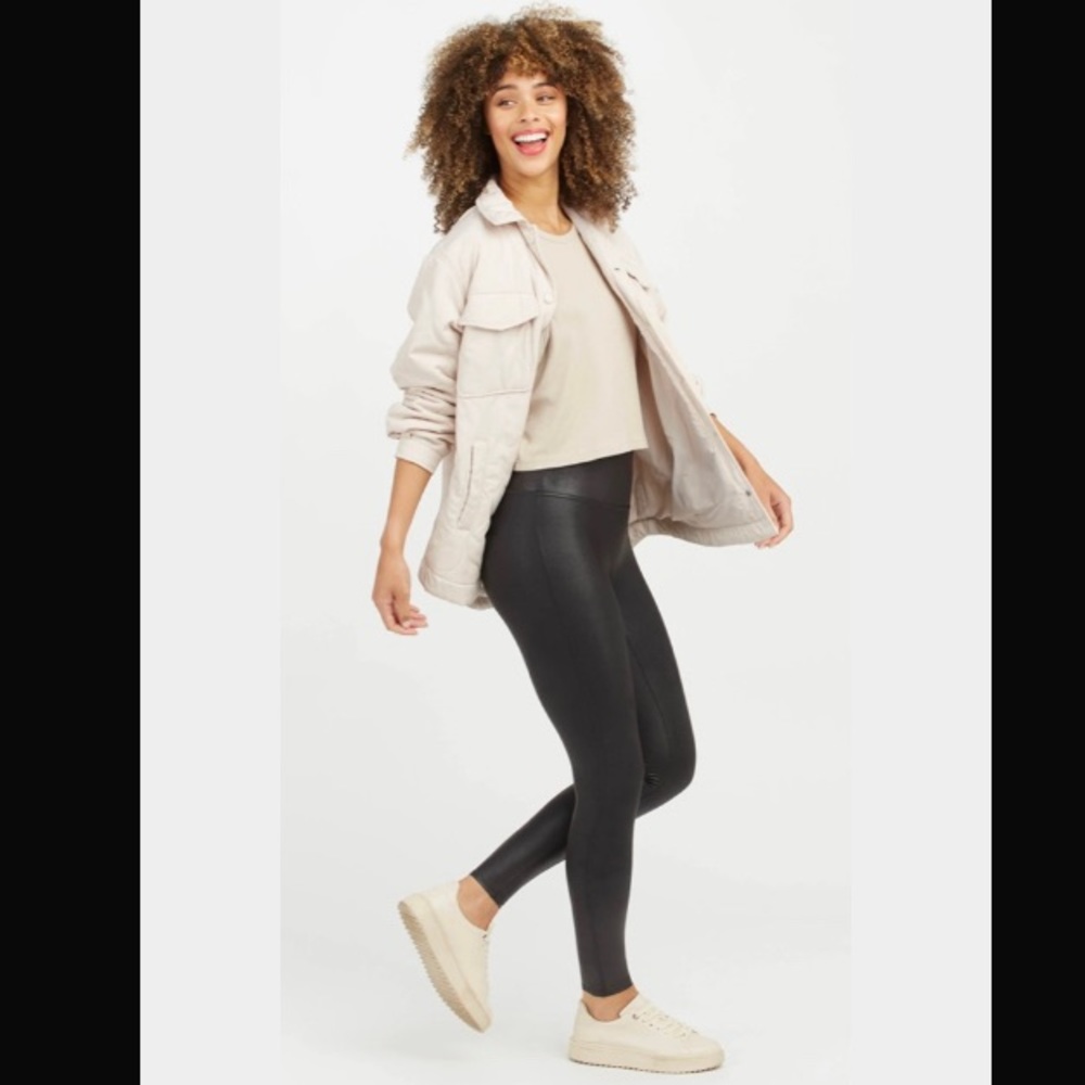 ✨NWOT✨ Spanx Faux Leather Legging • size medium